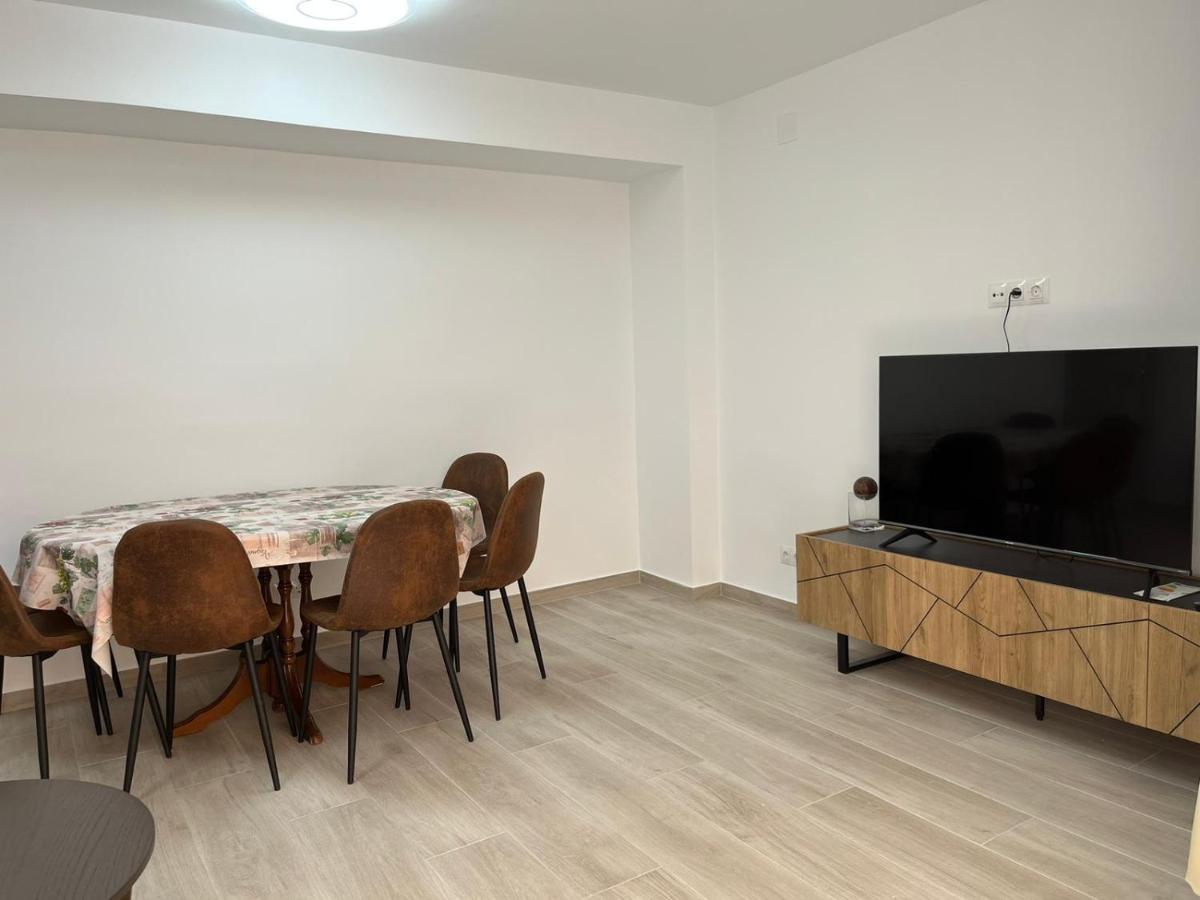 Gran Apartamento Diseno Alicante Bagian luar foto
